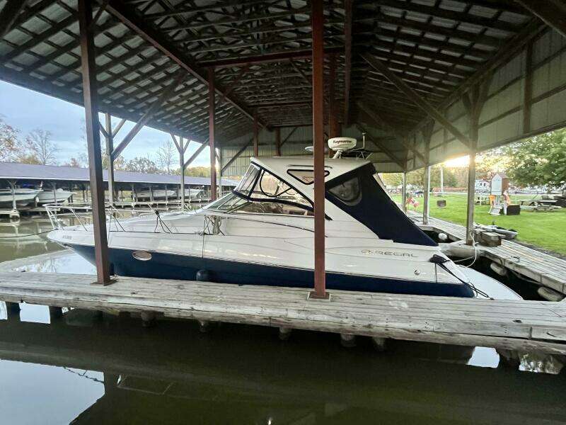 37ft Regal Yacht For Sale