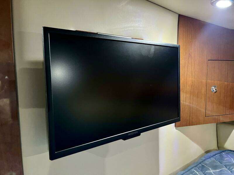 37ft Regal Yacht For Sale