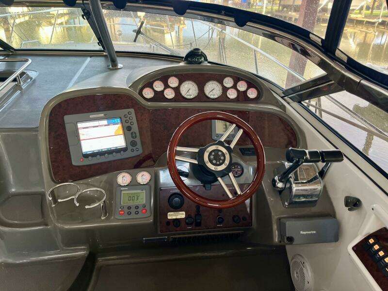 37ft Regal Yacht For Sale