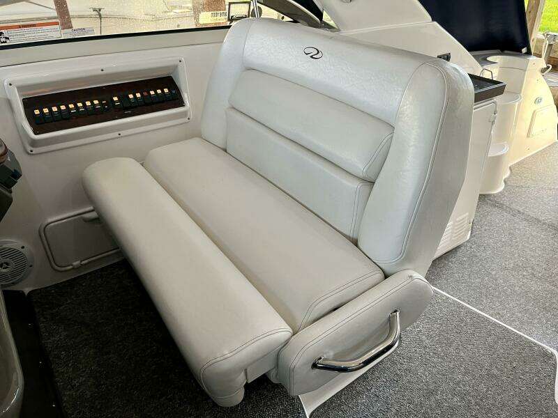 37ft Regal Yacht For Sale