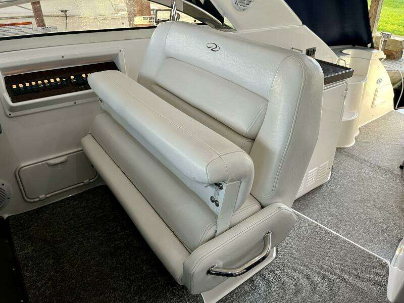 37ft Regal Yacht For Sale