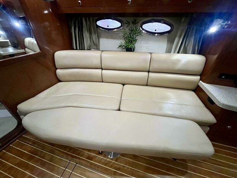 37ft Regal Yacht For Sale