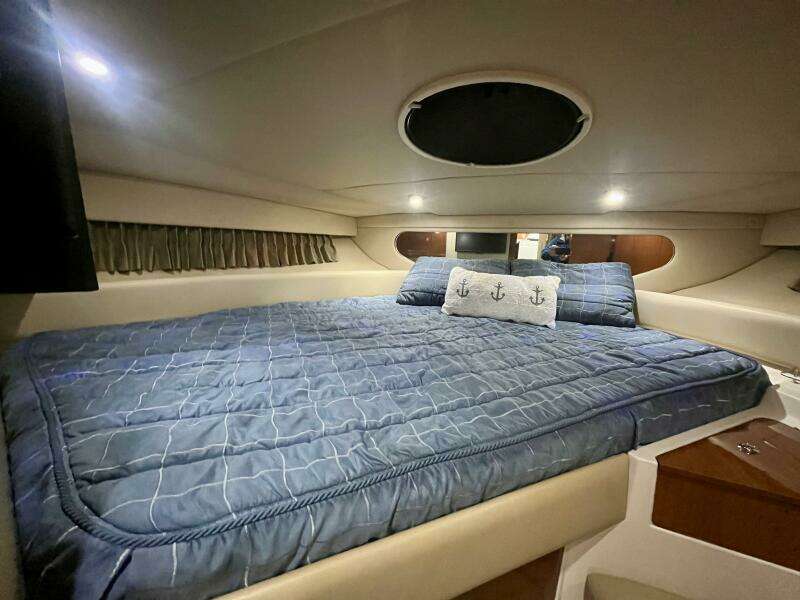 37ft Regal Yacht For Sale