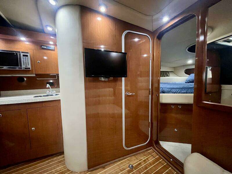 37ft Regal Yacht For Sale