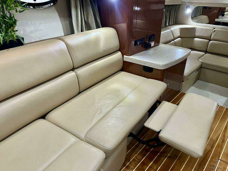 37ft Regal Yacht For Sale