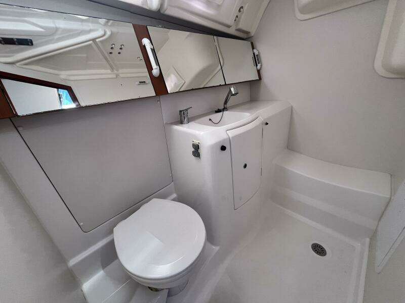 Second Wind 37ft Beneteau Yacht For Sale