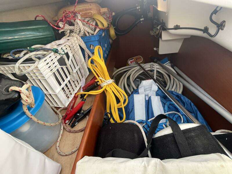 Second Wind 37ft Beneteau Yacht For Sale