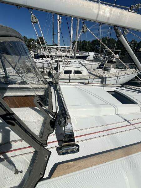 Second Wind 37ft Beneteau Yacht For Sale