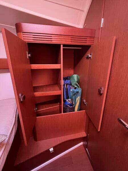 Second Wind 37ft Beneteau Yacht For Sale