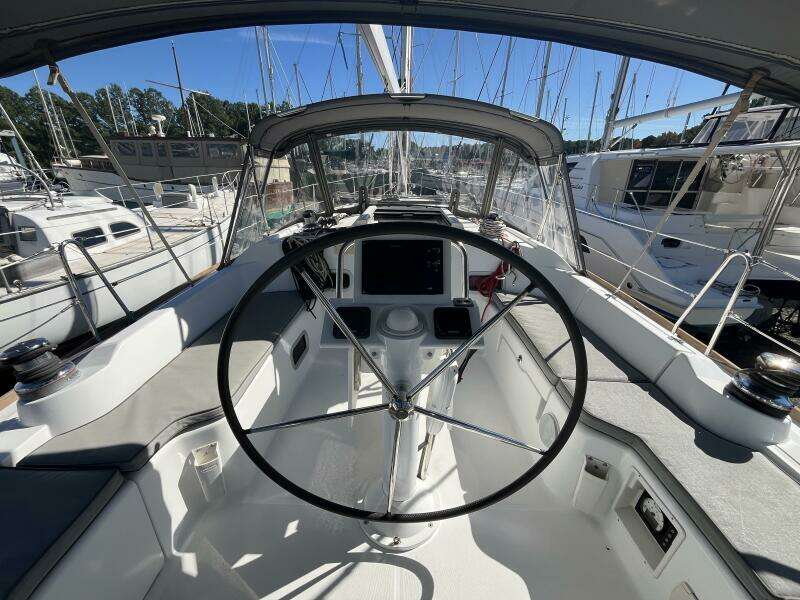 Second Wind 37ft Beneteau Yacht For Sale