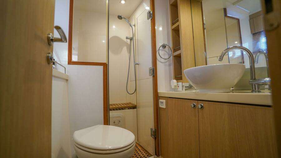 Arigato 44ft Aquila Yacht For Sale