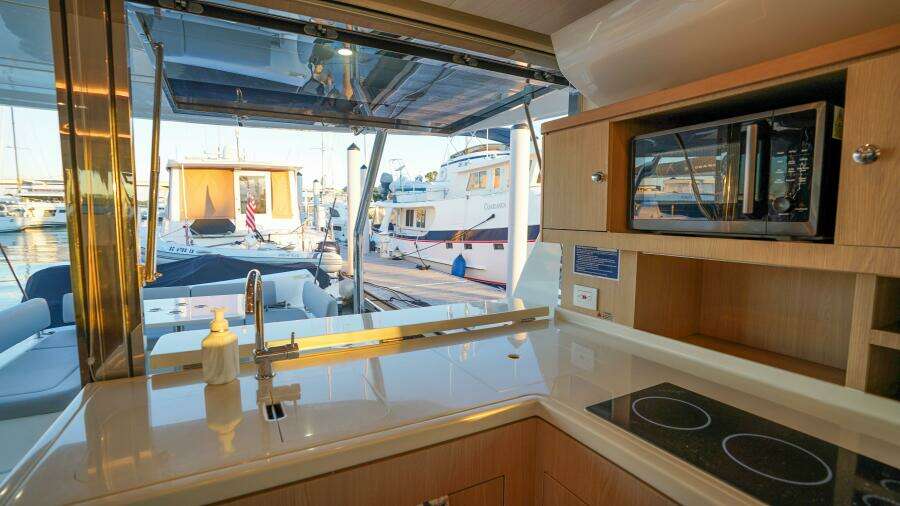 Arigato 44ft Aquila Yacht For Sale