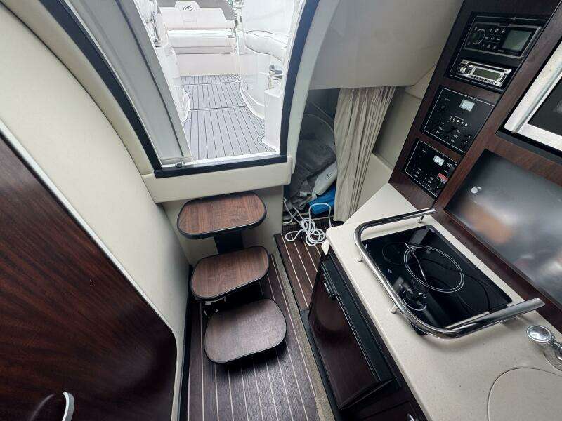26ft Monterey Yacht For Sale