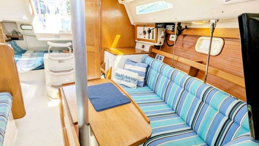 Sea Lady  28ft Catalina Yacht For Sale