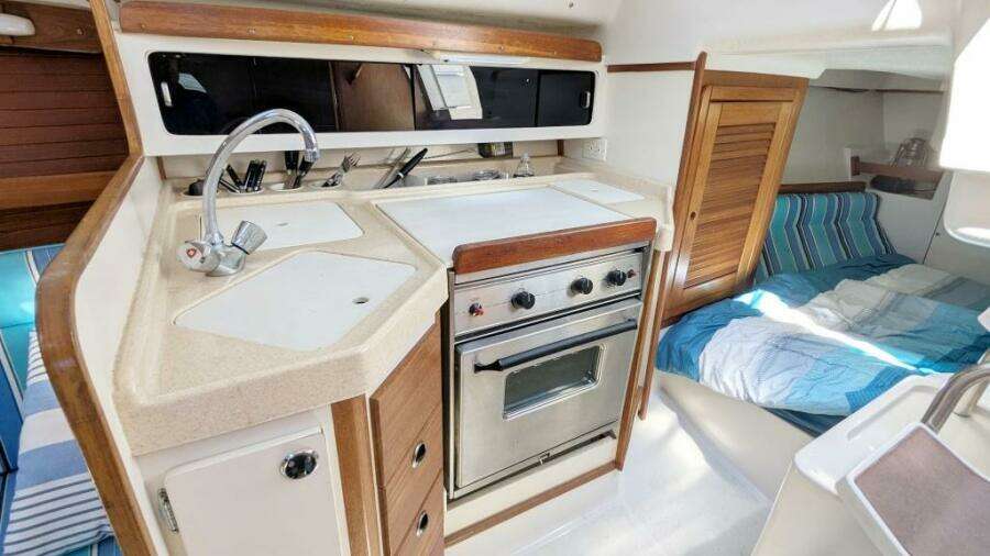 Sea Lady  28ft Catalina Yacht For Sale