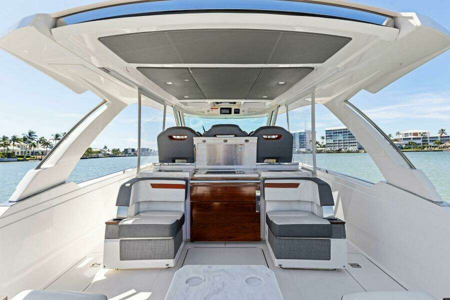 Luna B 38ft Tiara Yachts Yacht For Sale