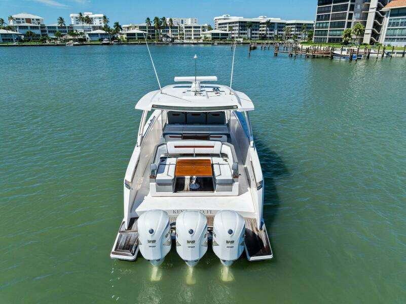 Luna B 38ft Tiara Yachts Yacht For Sale