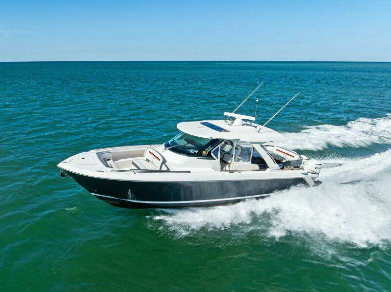 Luna B 38ft Tiara Yachts Yacht For Sale