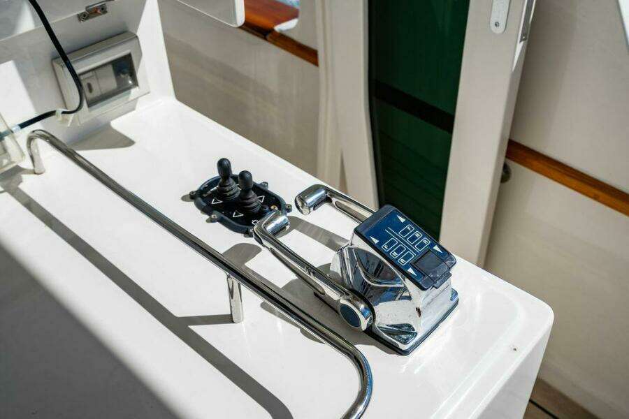 66ft Marlow Yacht For Sale