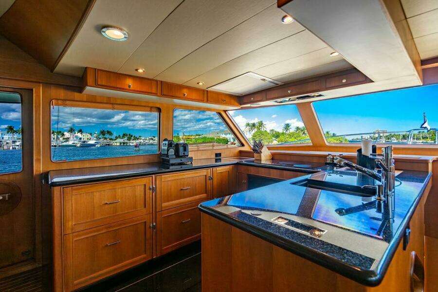 66ft Marlow Yacht For Sale