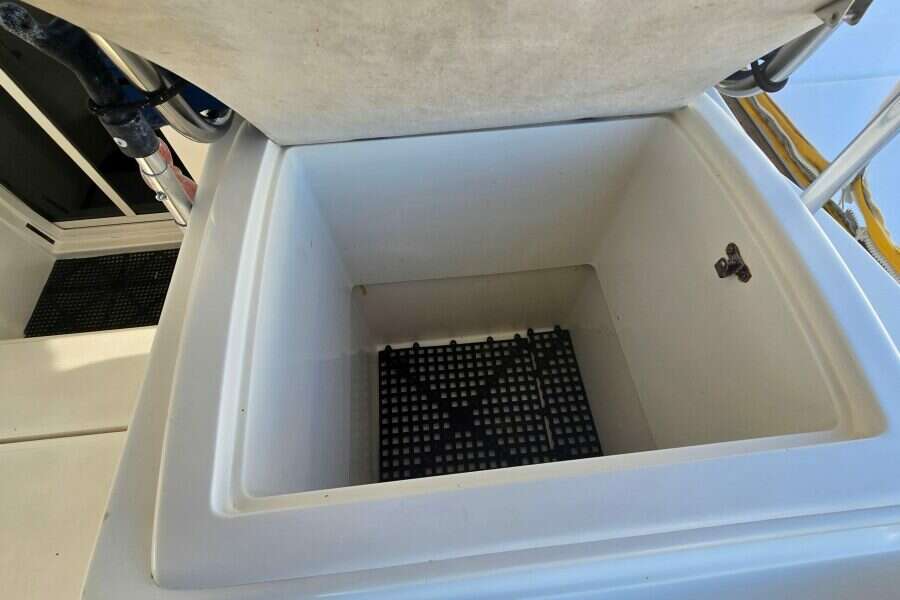 2006-dolphin-460-sail-9981402-20251020133319342-4