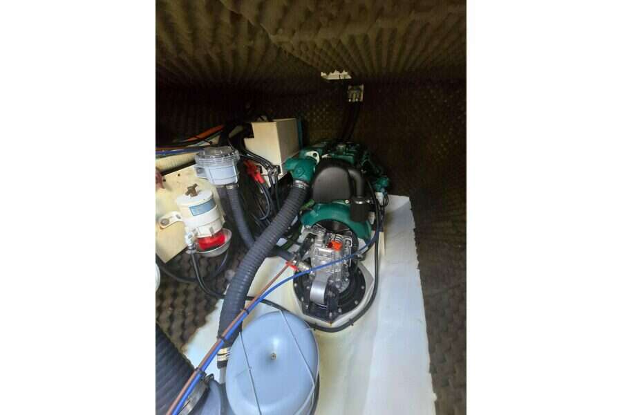 2006-dolphin-460-sail-9981402-20251020134731258-2