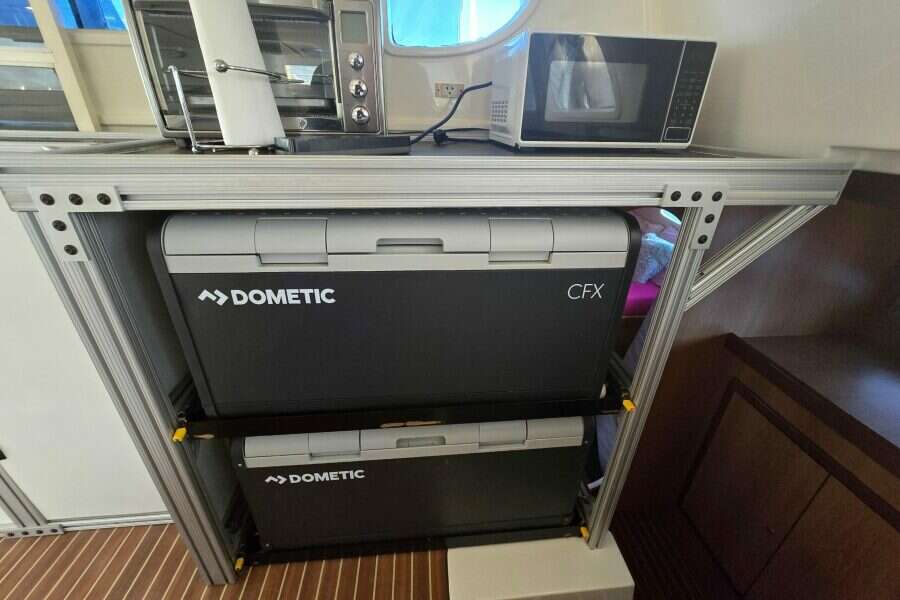 2006-dolphin-460-sail-9981402-20251020134330469-3