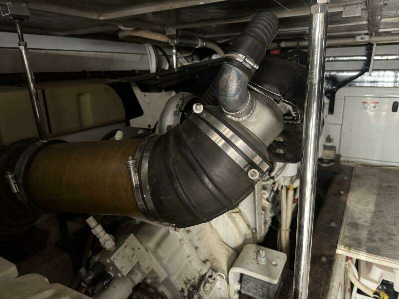 Sea Eagle 57ft Carver Yacht For Sale