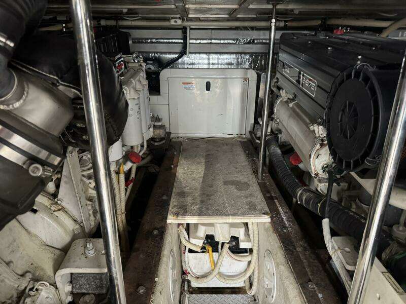Sea Eagle 57ft Carver Yacht For Sale