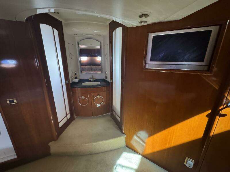 Sea Eagle 57ft Carver Yacht For Sale