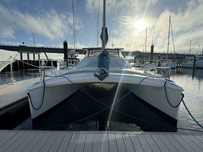 40ft Manta Yacht For Sale