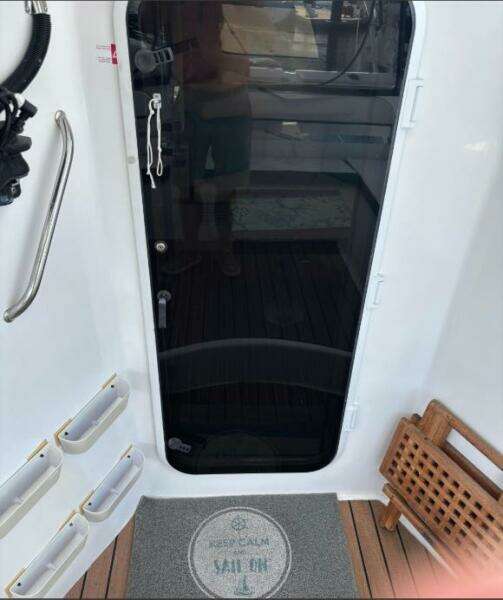 40ft Manta Yacht For Sale