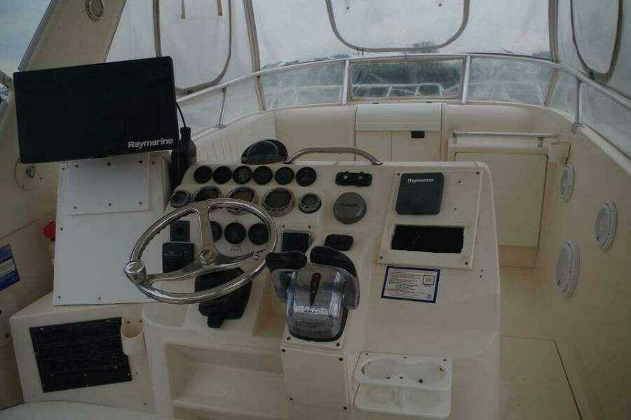 37ft Intrepid Yacht For Sale