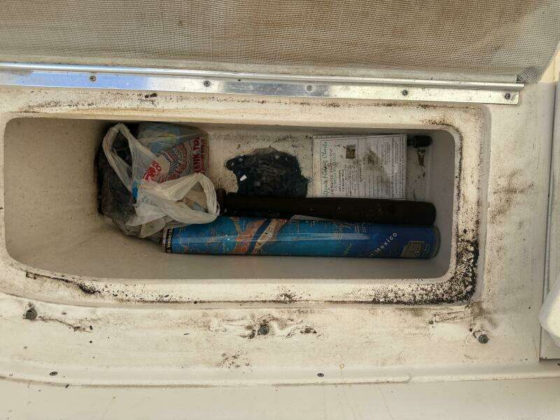 37ft Intrepid Yacht For Sale