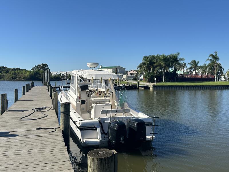 37' 1994 Intrepid 376 Walkaround
