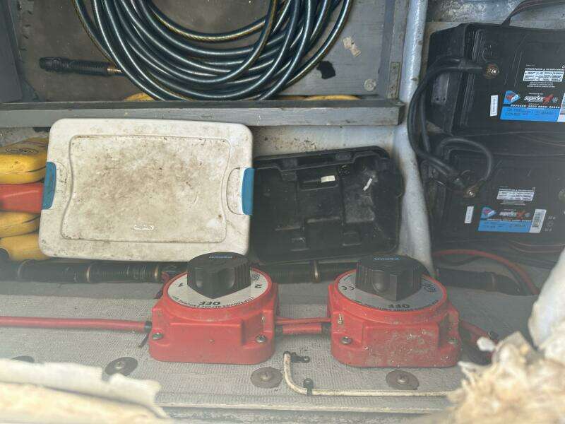 37ft Intrepid Yacht For Sale