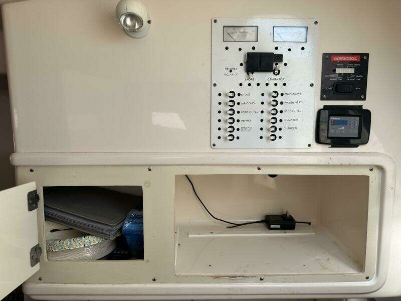 37ft Intrepid Yacht For Sale