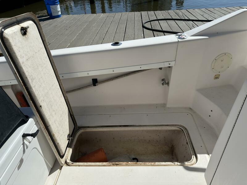 37' 1994 Intrepid 376 Walkaround