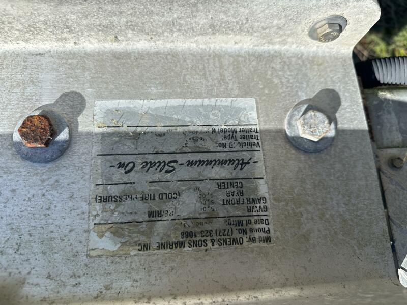 37' 1994 Intrepid 376 Walkaround