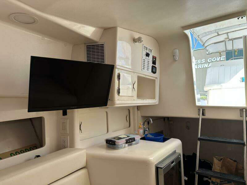 37ft Intrepid Yacht For Sale