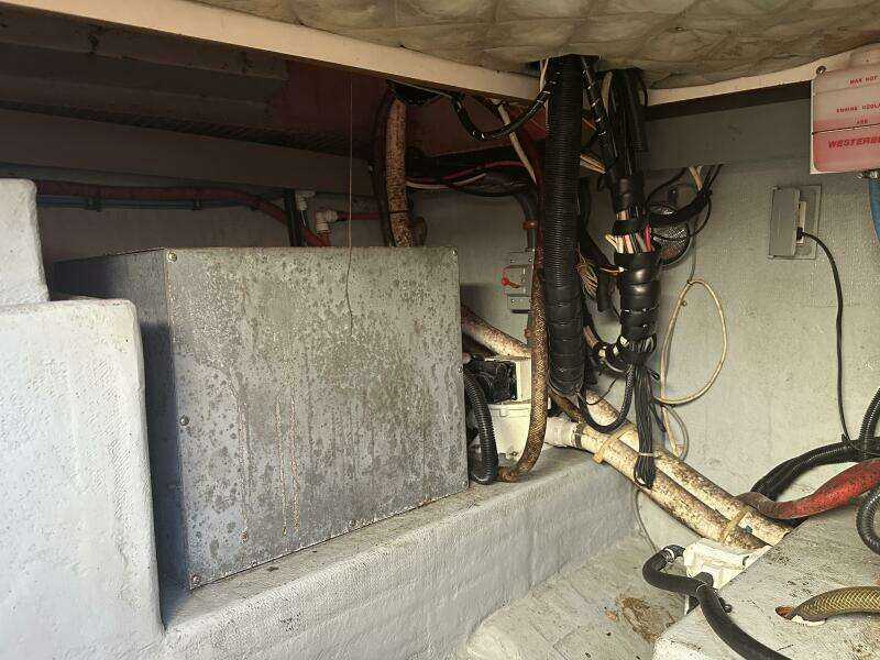 37ft Intrepid Yacht For Sale