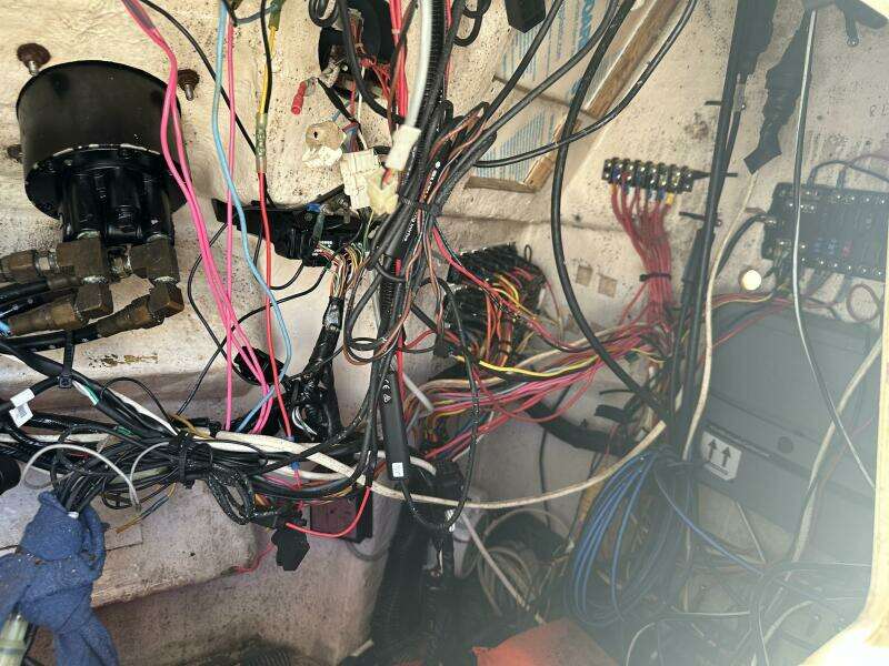 37ft Intrepid Yacht For Sale