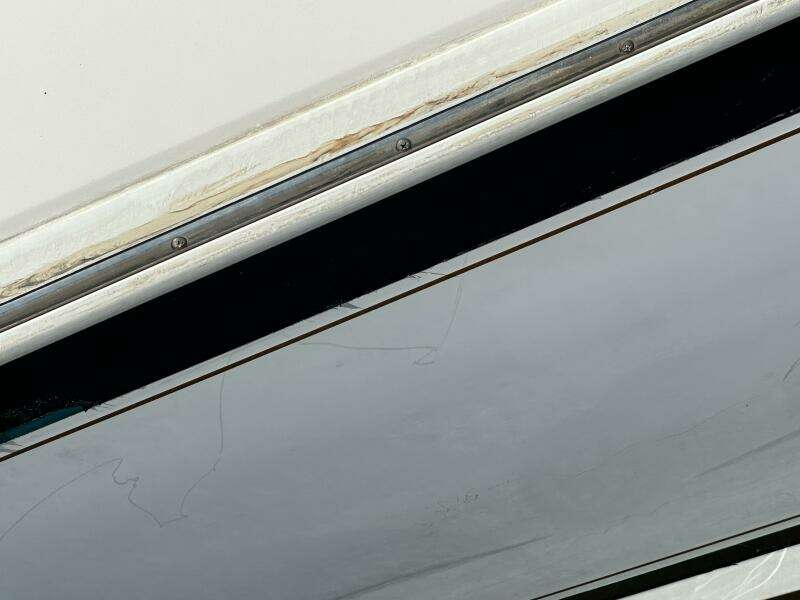 37ft Intrepid Yacht For Sale