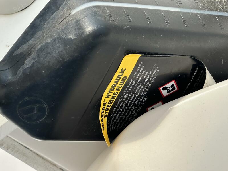 37' 1994 Intrepid 376 Walkaround