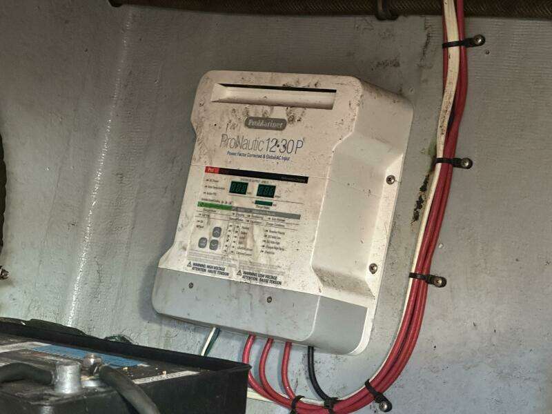 37ft Intrepid Yacht For Sale