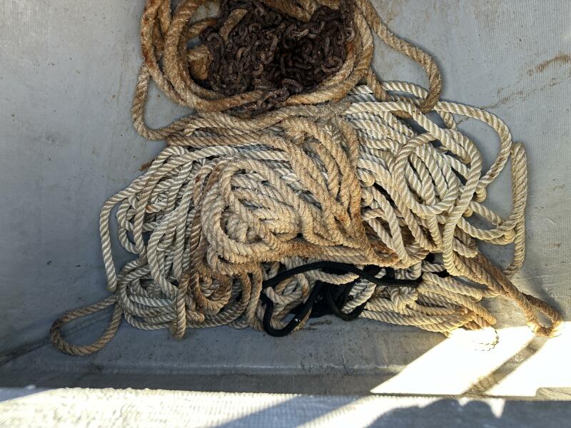 37' 1994 Intrepid 376 Walkaround