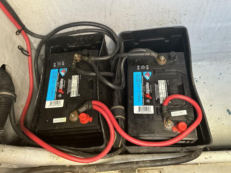 37' 1994 Intrepid 376 Walkaround