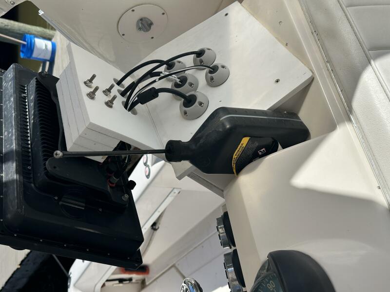 37' 1994 Intrepid 376 Walkaround