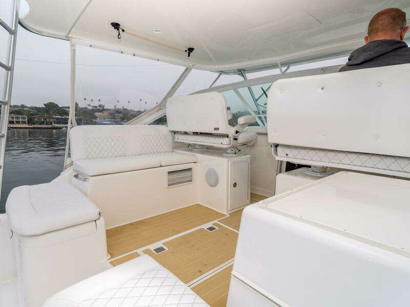 2008 Cabo 38 Express SHOW TIME 