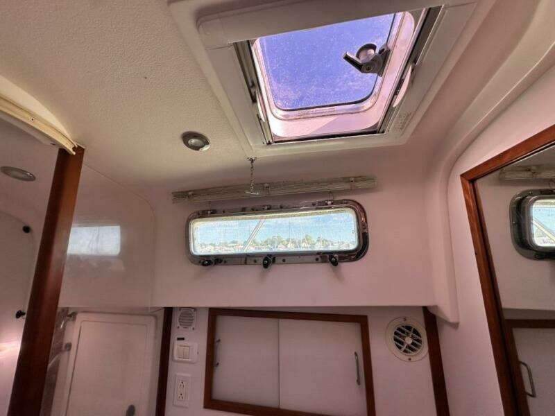DESTINY 34ft Sabre Yacht For Sale